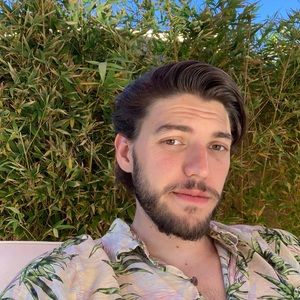 Meet your Posher, Wesley